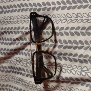 Black fancy women's sunglasses